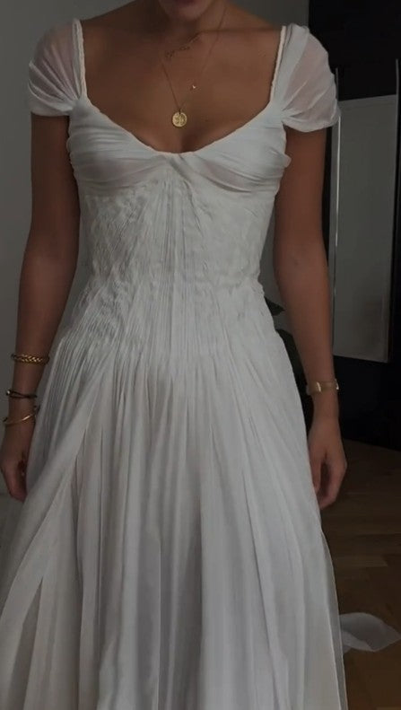 White A-Line  Chiffon Backless Long Prom Dress Low-cut neckline Wedding Dress