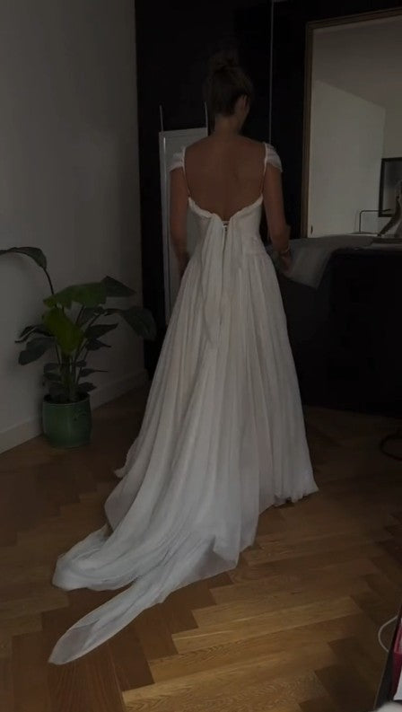 White A-Line  Chiffon Backless Long Prom Dress Low-cut neckline Wedding Dress