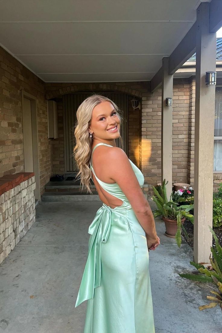 Simple  💛A-Line Long Prom Dress for Party&amp;Birthday-V Neck Satin Beautiful Backless Formal Evening Dress