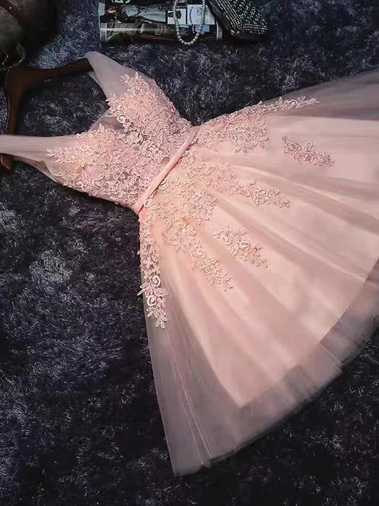Kurzes rosa Ballkleid mit Spitze und V-Ausschnitt, süßes Homecoming-Kleid ED01579