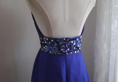 Robe de bal longue bleu roi en satin et mousseline de soie, coupe trapèze, col en V, avec perles, pour fête d'anniversaire, ED01581