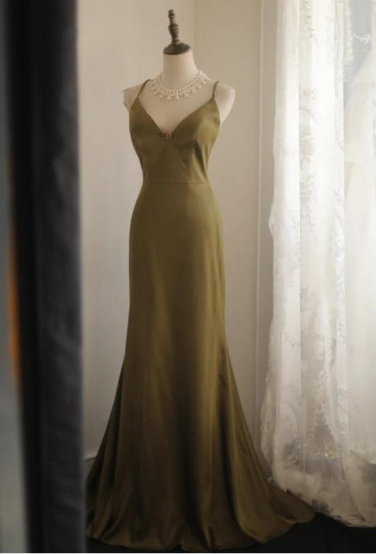 Robe de bal longue en satin à col en V et sirène, élégante robe de soirée à bretelles spaghetti ED01584