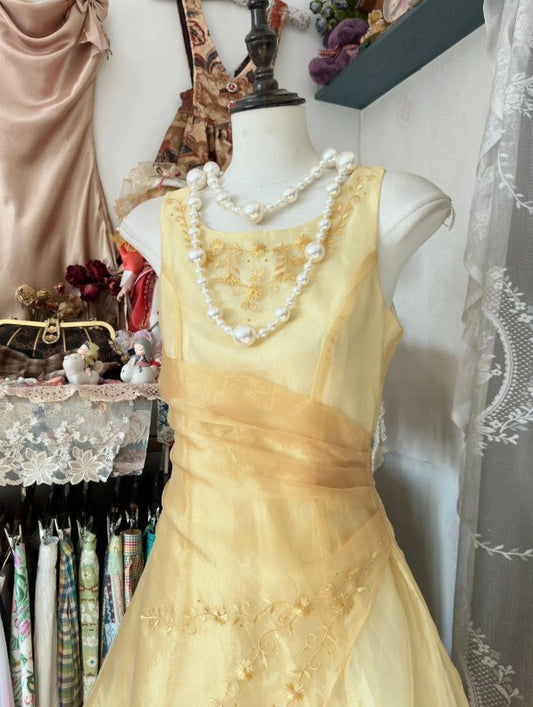 Vintage Gelb A-Linie U-Boot-Ausschnitt Tüll Langes Ballkleid Einfache Stickerei Applikation Abendkleid ED01592