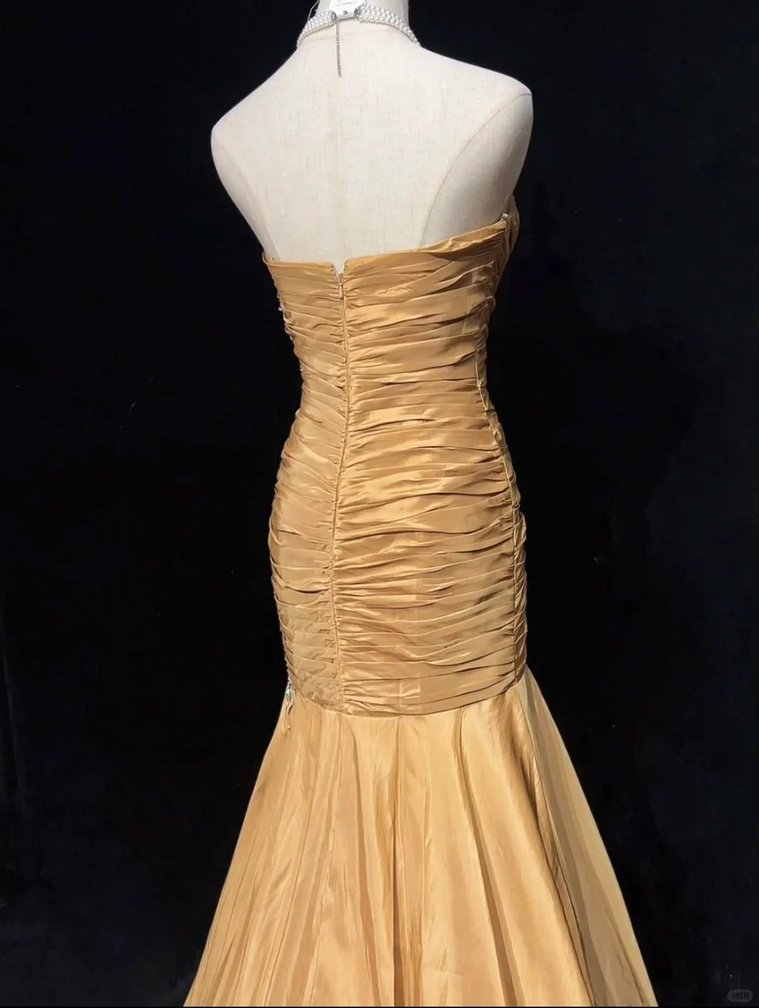 Vintage Green Mermaid Spaghetti Strap Satin Beaded Sequin Long Prom Dress Sweetheart Neck Evening Dress ED01607