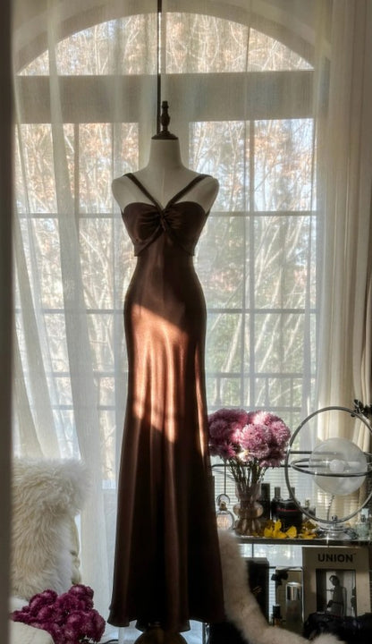 Robe de bal longue en satin style sirène vintage chocolat, décolleté en cœur, élégante robe de soirée ED01688