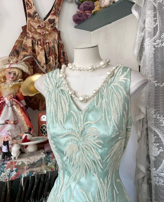 Robe de bal longue en satin et tulle à col en V style sirène vintage ED01691