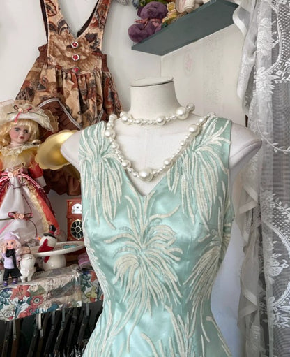 Robe de bal longue en satin et tulle à col en V style sirène vintage ED01691