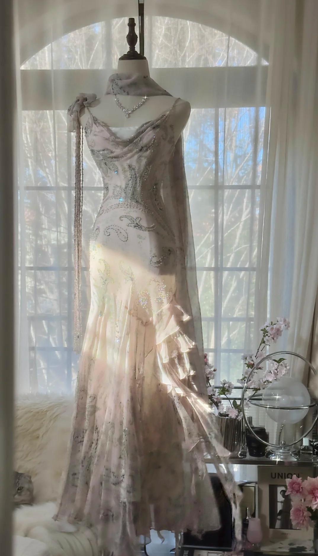Gentle Pink Mermaid Spaghetti Strap Chiffon Beaded Applique Long Prom Dress 