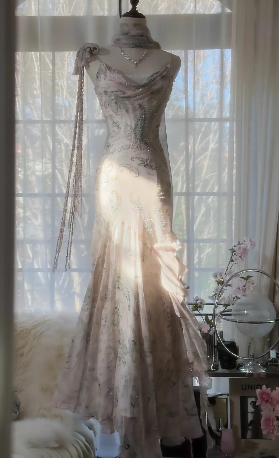 Gentle Pink Mermaid Spaghetti Strap Chiffon Beaded Applique Long Prom Dress 