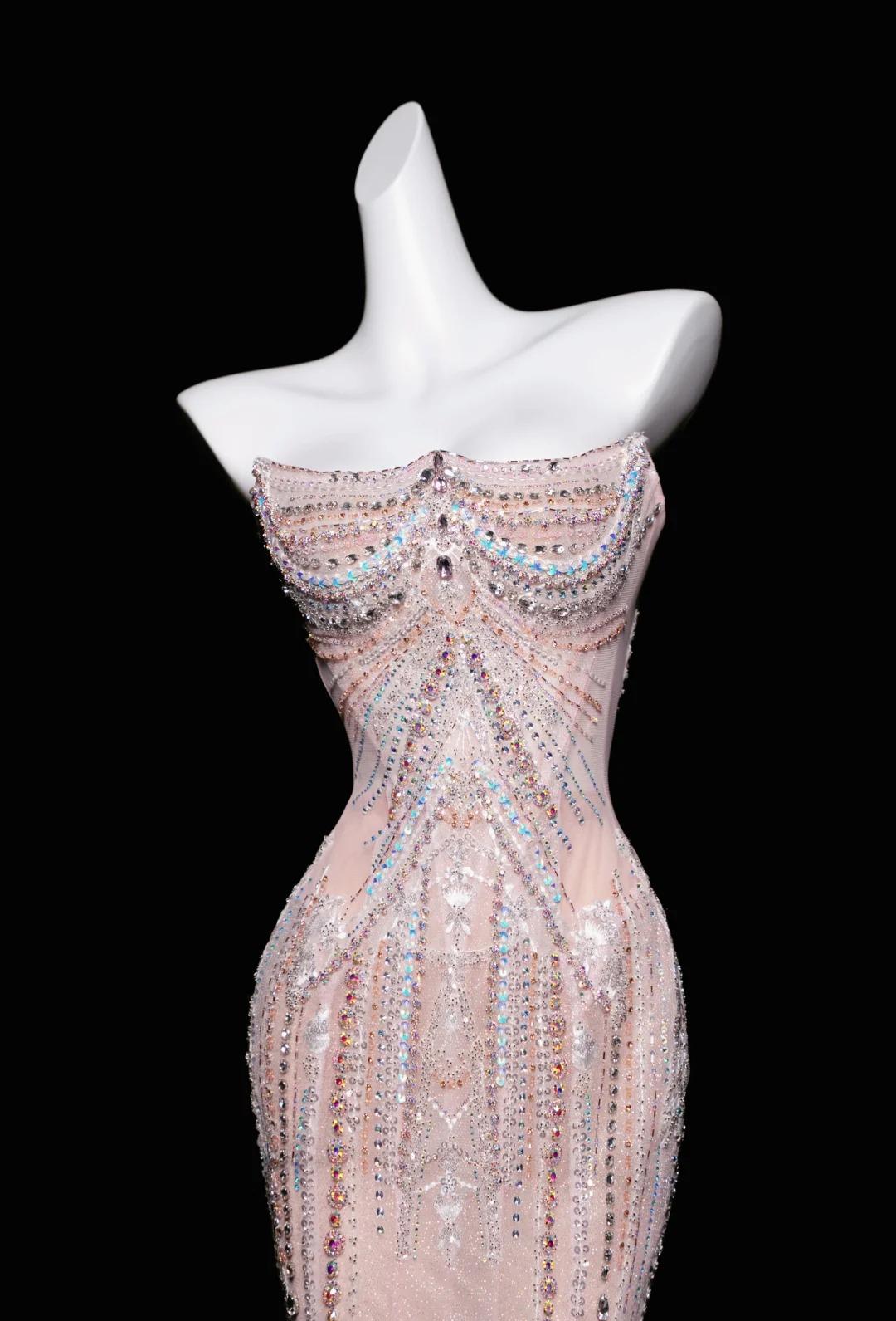 Rosa Meerjungfrau trägerloses Tüll Diamant langes Ballkleid süßes Hochzeitskleid Abendkleid ED01726