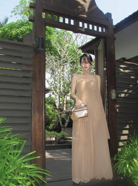 Robe longue de vacances dos nu en maille style français avec haut tube et ruban ED01748