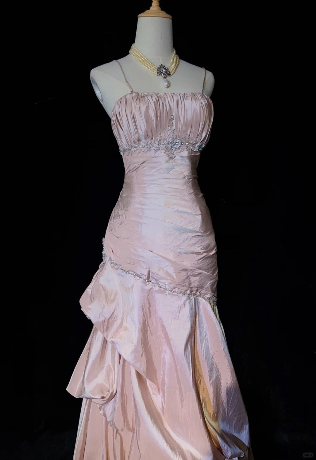 🩷Gentle Pink Mermaid Spaghetti Straps Satin Pleated Prom Dress with Beading Layered  