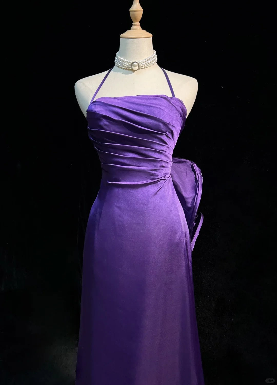 Robe de bal en satin violet à bretelles spaghetti et dos nu, robe de soirée ED01807