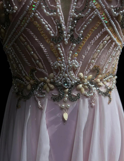 Wunderschönes rosa A-Linien-Tüll-Hochhals-Chiffon-Langperlen-Rückenfreies Ballkleid Retro-Hochzeits-Geburtstagskleid ED01829
