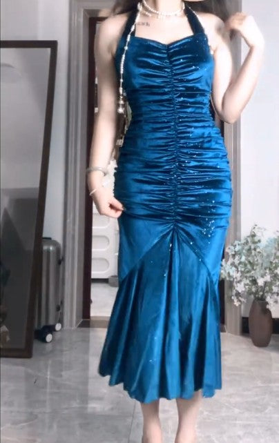 Robe de bal élégante en satin bleu plissé style sirène, dos nu, robe d'anniversaire ED01833