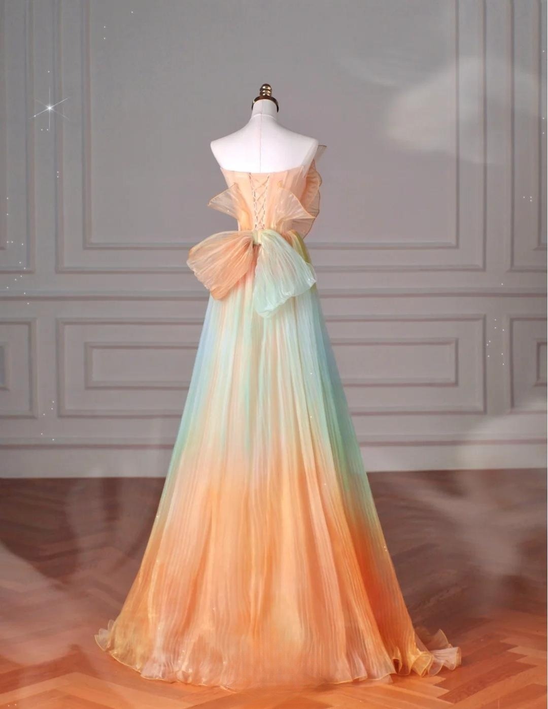 Schönes mehrfarbiges trägerloses A-Linien-Tüll-Langballkleid, Hochzeitskleid, Geburtstagskleid ED01842
