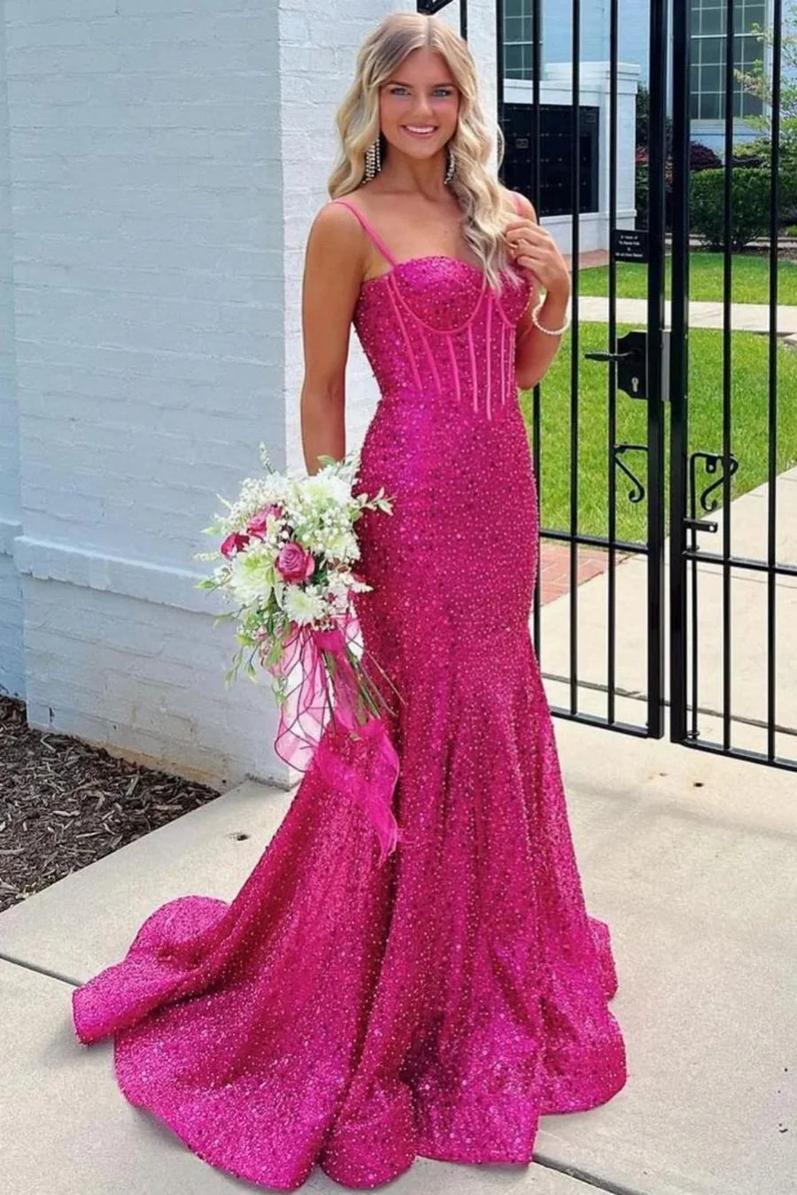 Robe de bal sirène longue à bretelles spaghetti et paillettes ED01846