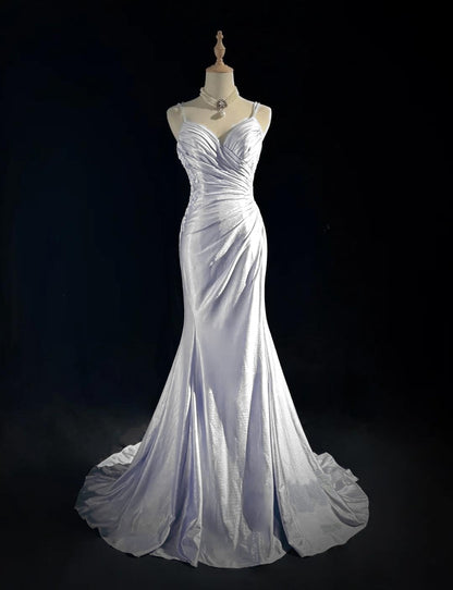 Wunderschönes Spaghettiträger-Meerjungfrauen-Glitzer-Satin-Langball-Abendkleid mit rückenfreiem Applique-Abendkleid Einfaches Hochzeitskleid ED01863