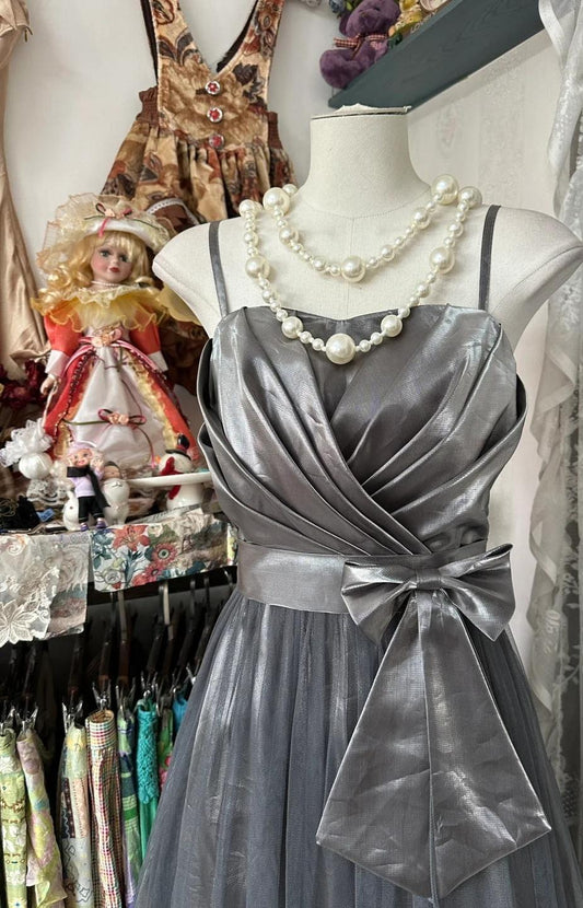 Süßes silbergraues A-Linien-Spaghettiträger-Tüll-Satin-Langballkleid Wunderschönes Geburtstagskleid Abendkleid ED01878
