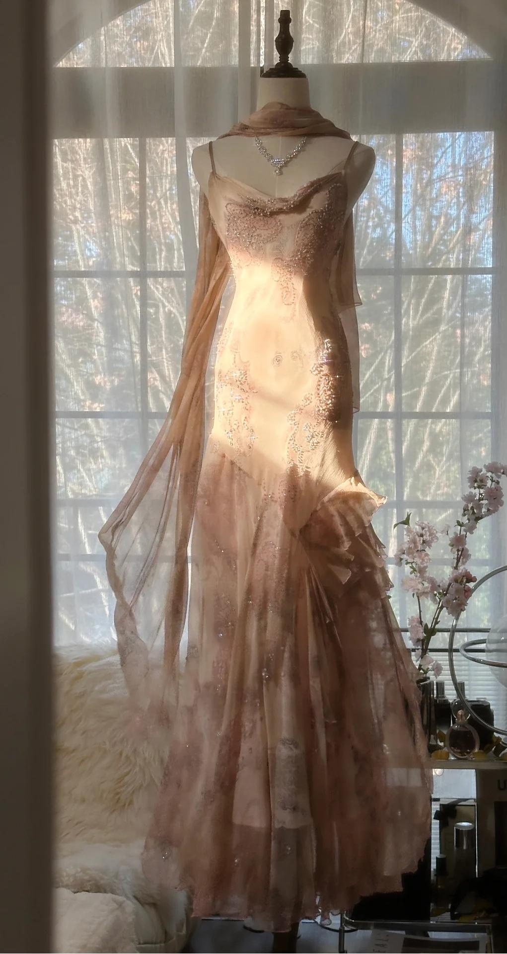 Vintage Spaghetti Straps Printed Chiffon Sheath Sparkling Beaded Evening Dress
