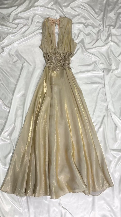 Wunderschönes Glitzer-Satin-Abendkleid mit tiefem V-Ausschnitt in A-Linie, rückenfreies Partykleid ED02078