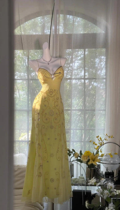 Gorgeous Yellow Spaghetti Strap A-line Tulle Beaded Long Prom Dresses Backless Evening Dress