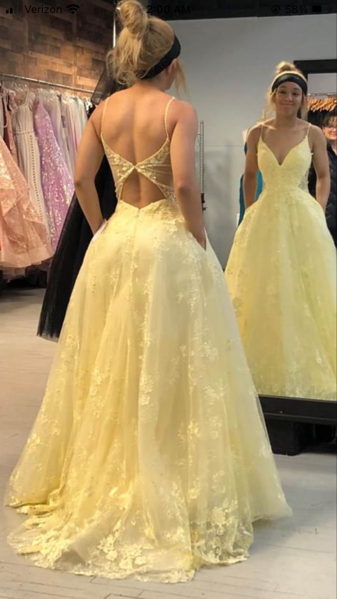 Superbe robe de mariée trapèze jaune à bretelles spaghetti en tulle et dentelle avec appliques, robe de soirée formelle ED02100