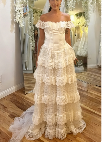 Elegant Ivory Off Shoulder Tulle Lace A-line Wedding Dress ED02101