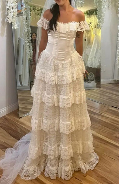 Elegant Ivory Off Shoulder Tulle Lace A-line Wedding Dress ED02101