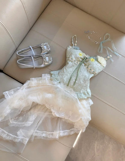 Märchenhafte Spaghettiträger A-Linie Homecoming-Kleider Süßes kurzes Ballkleid aus Spitze ED02122
