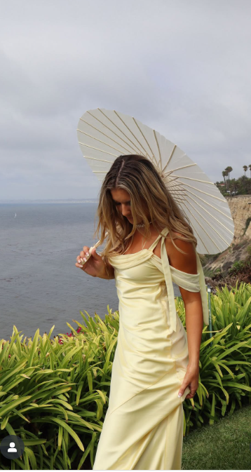 Elegant Off-the-shoulder Satin Sheath Formal Dresses Butter Yellow Evening Gowns ED02186