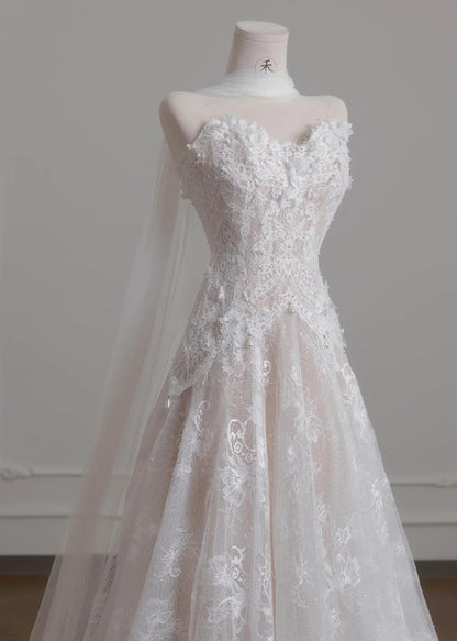 Robe de mariée blanche bustier en tulle et dentelle vintage, superbe robe de bal trapèze longue ED02191