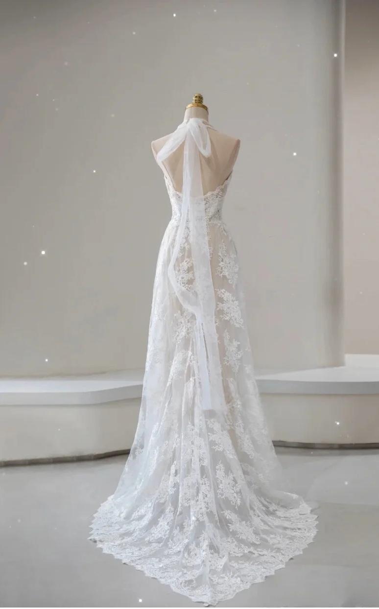 Robe de mariée trapèze vintage élégante en dentelle blanche avec appliques et perles ED02216
