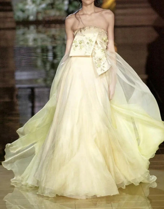 Robe de soirée trapèze en tulle jaune beurre, magnifique, sans bretelles, ED02240