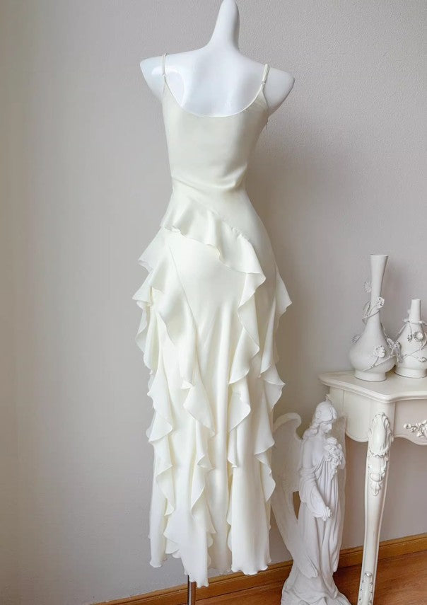 Robe de soirée d'anniversaire élégante, blanc cassé, bretelles spaghetti, mousseline à volants, coupe trapèze, ED02248