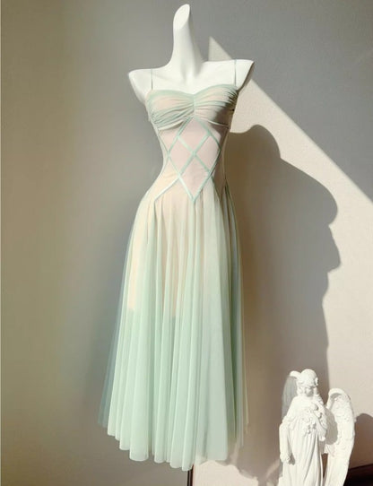 Märchenhaftes grünes Tüll-Spaghettiträger-A-Linien-Geburtstags-Ballkleid Sweet 16 Abendkleider ED02256