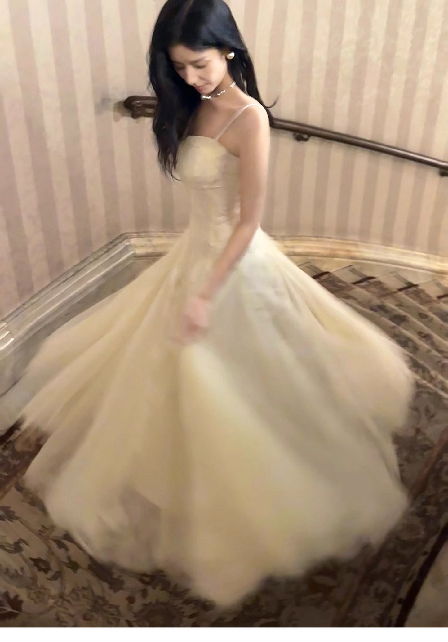Süßes, helles Apricot-Trägerkleid aus Tüll in A-Linie mit Spaghettiträgern, Geburtstags- und Ballkleid ED02260