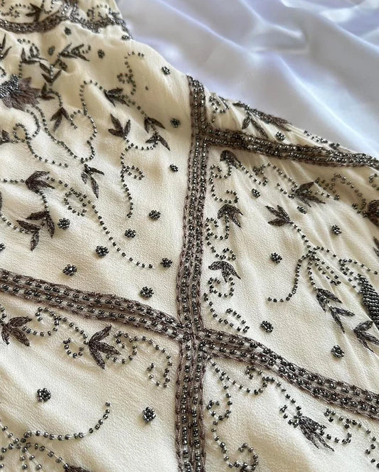 Robe de soirée fourreau vintage en mousseline de soie perlée, dos nu, ED02267
