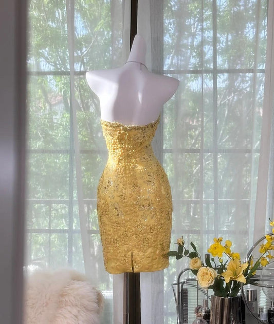 Vintage Buttergelb Sweetheart Bodycon Abendkleider Satin Perlen Kurze Ballkleider für Party ED02273