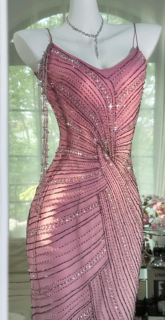 Wunderschöne rosa Chiffon Perlen Spaghetti-Trägern kurze Ballkleider Vintage Abendkleider ED02274
