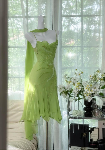 Fairytale Bud Green Sheath Short Prom Dresses Chiffon Beaded Backless Party Dress 