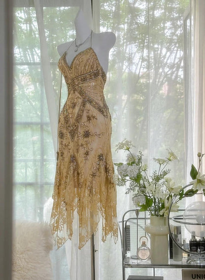 Robe de bal courte vintage dorée fascinante, col en V, bretelles spaghetti, dentelle et perles, ED02277