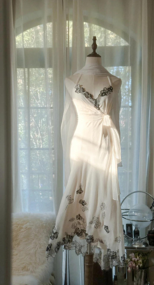 Sanfte weiße Spaghettiträger Meerjungfrau Chiffon Spitze Ballkleider Elegante Partykleider ED02285