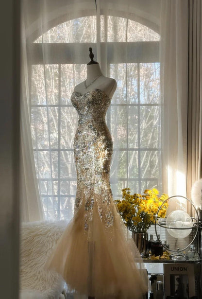 Wunderschönes leichtes Champagner-Tüll-Meerjungfrauen-Abschlussballkleid mit herzförmigem Ausschnitt und Pailletten, langes elegantes Partykleid ED02286