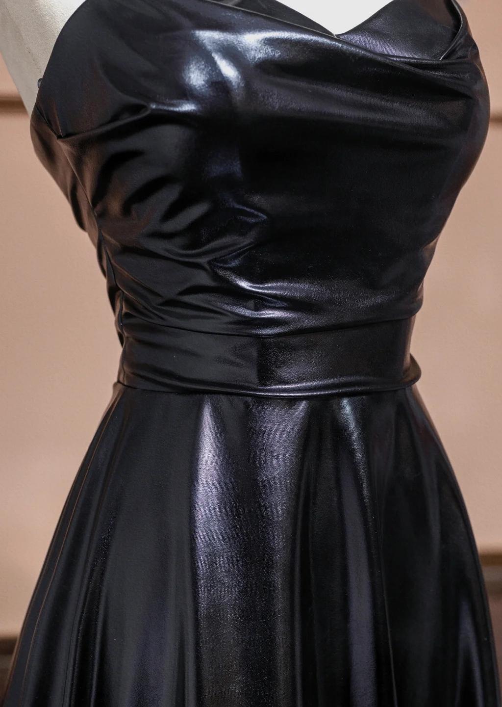 Elegantes schwarzes herzförmiger Ausschnitt A-Linie Satin langes Ballkleid formelle Abendkleider ED02308