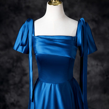 Robe de soirée longue en satin bleu doux, col carré, coupe trapèze, ED02326