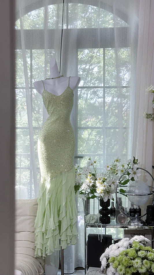 Gorgeous Light Sage Green Spaghetti Straps Chiffon Mermaid Sequins Long Prom Dresses Vintage Open Back Evening Gowns ED02340