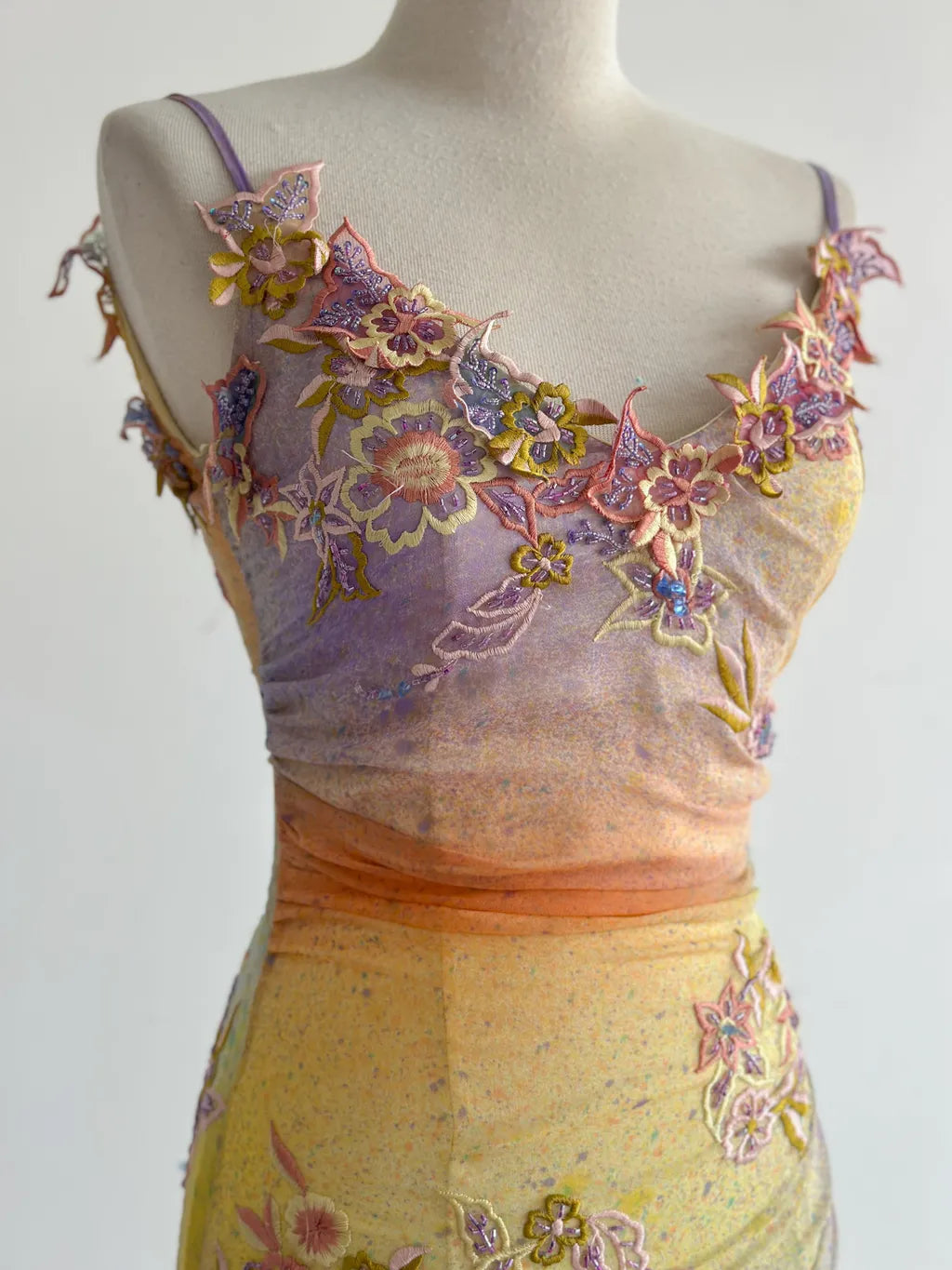 Glam Yellow Pink Spaghetti Straps Chiffon Embroidered Appliques Mermaid Prom Dresses Formal Evening Gowns ED02357