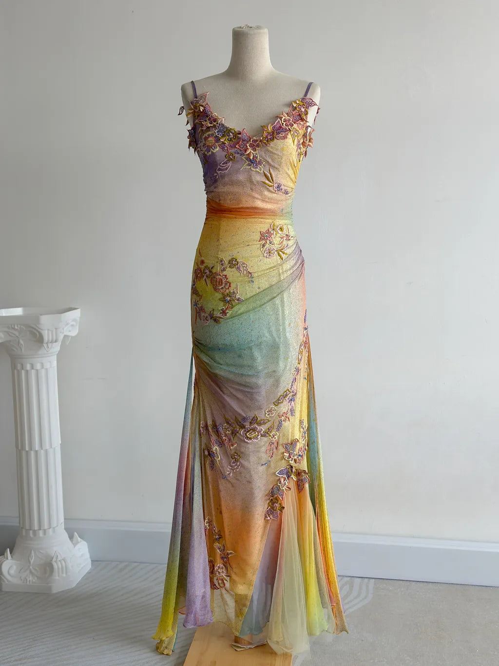 Glam Yellow Pink Spaghetti Straps Chiffon Embroidered Appliques Mermaid Prom Dresses Formal Evening Gowns ED02357