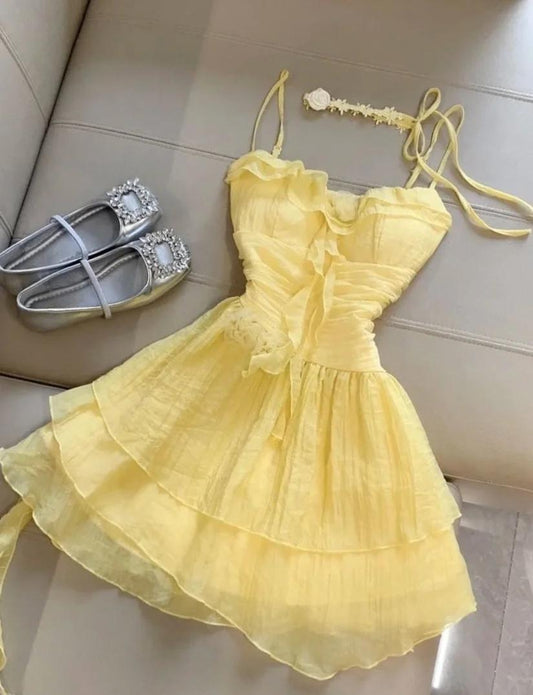 Robe de bal courte en mousseline de soie, coupe trapèze, bretelles spaghetti, jaune beurre, ED02409